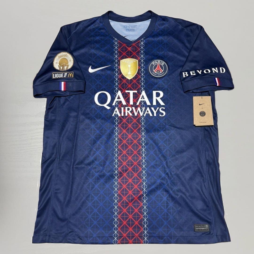 PSG　パリ市内公式ストア購入　クヴァラツヘリア