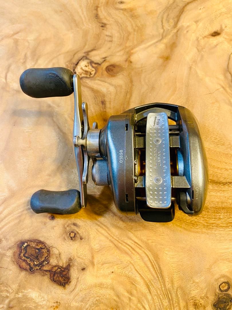 SHIMANO 05 メタニウムXT ガンメタ 右巻き 【3】