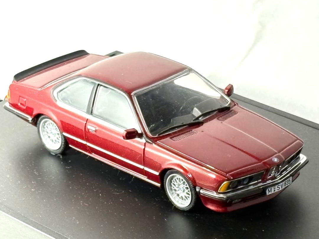 ディーラー特注  635 CSiダイキャストミニカー1/43 バーガンディ