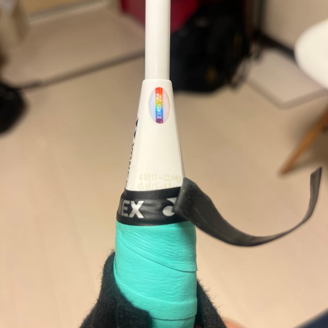 ナノフレア200 バドミントンラケット　ヨネックス