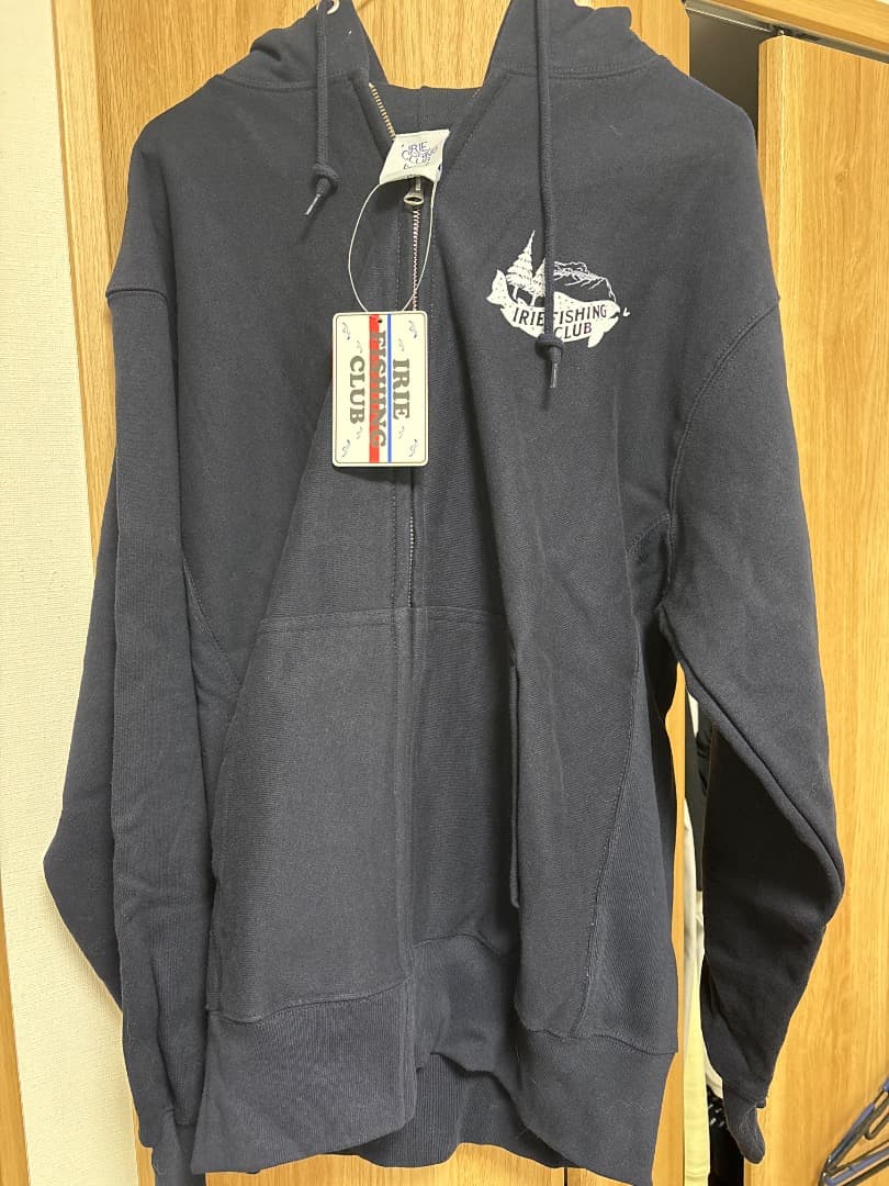 新品　IFC パーカー