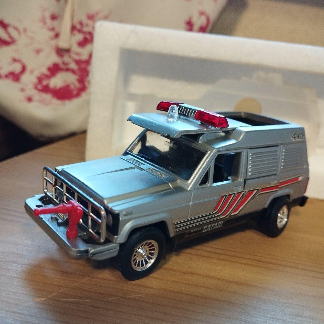 SCALE MODEL 1/40 　西部警察ニッサンサファリ4WD