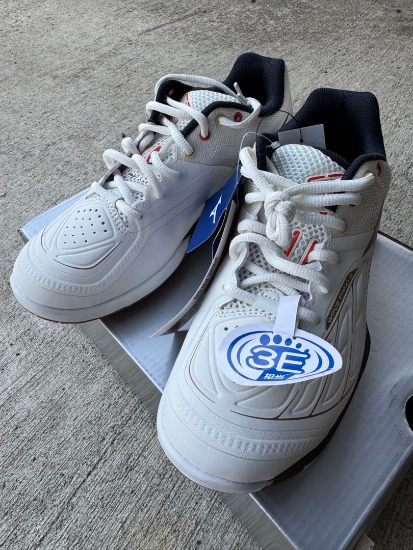 【新品未使用】MIZUNOミズノ　ウェーブファング2 ワンピース限定モデル