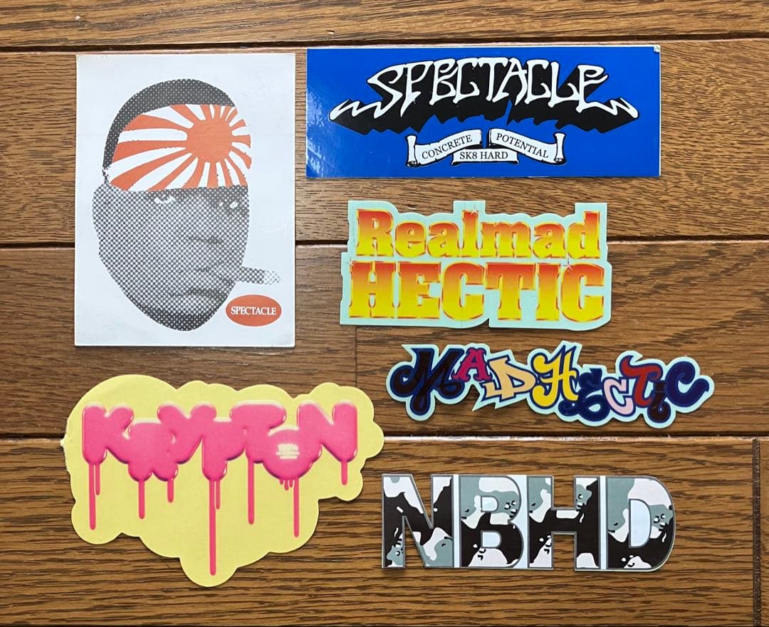 HECTIC.SPECTACLE.CRYPTON.NBHDステッカー