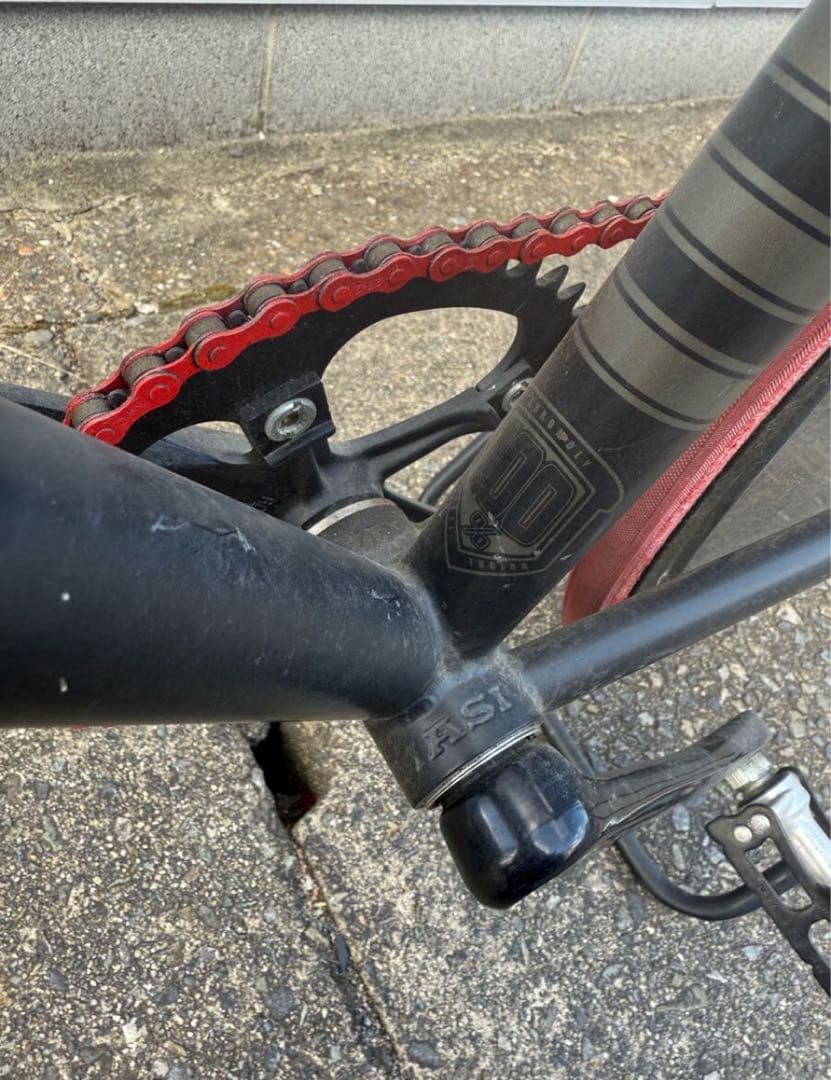 平政雄神戸市よりMASI ピスト 自転車　ピストバイク スタンド付きです。
