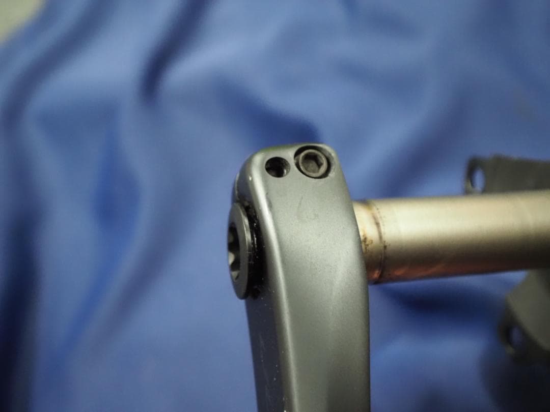 シマノ　アルテグラ クランク FC-R8100　170mm