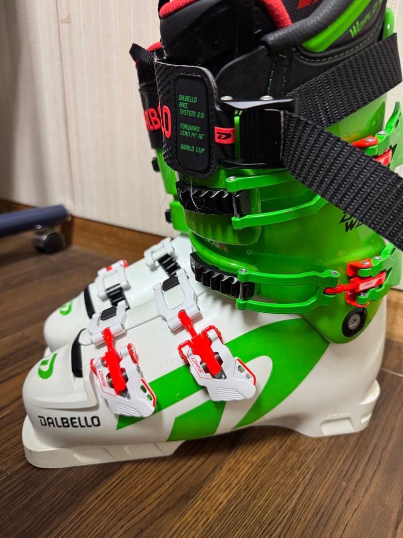 DALBELLO DRS2.0 WCモデル　スキーブーツ 26〜26.5