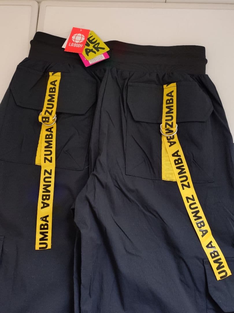 ZUMBA ウーブンカーゴパンツ ブラック　新品・未使用タグ付き　XS