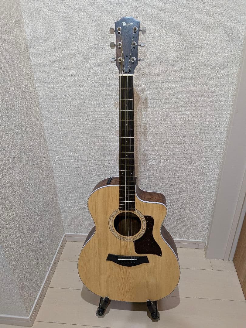 【美品・メンテ済】Taylor 214ce (2023年購入) エレアコ