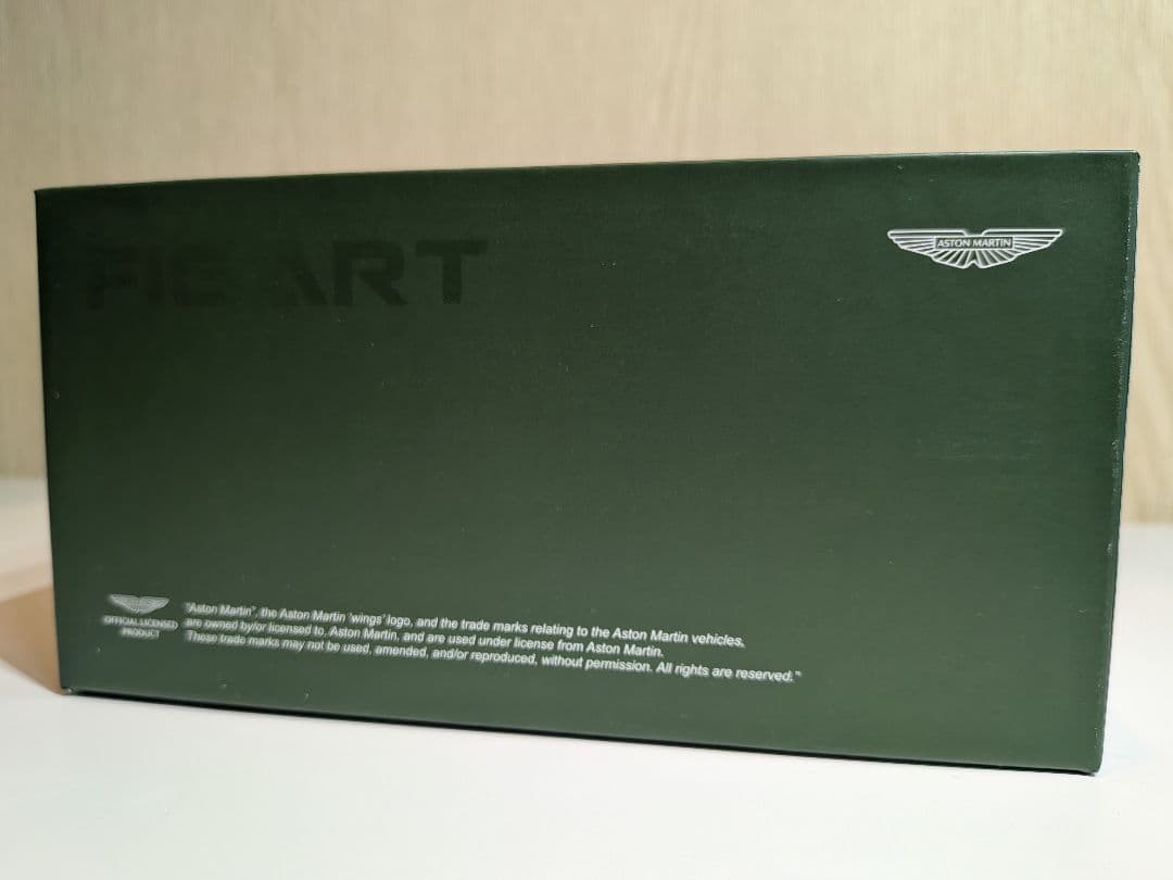 フィガートモデル 1/43 アストンマーティン ONE-77