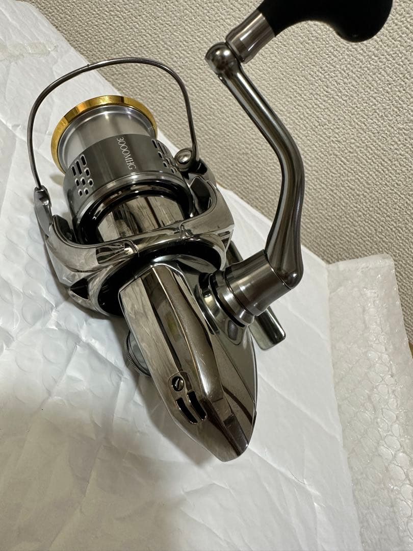 18 STELLA C3000MHG 美品 18ステラC3000MHG
