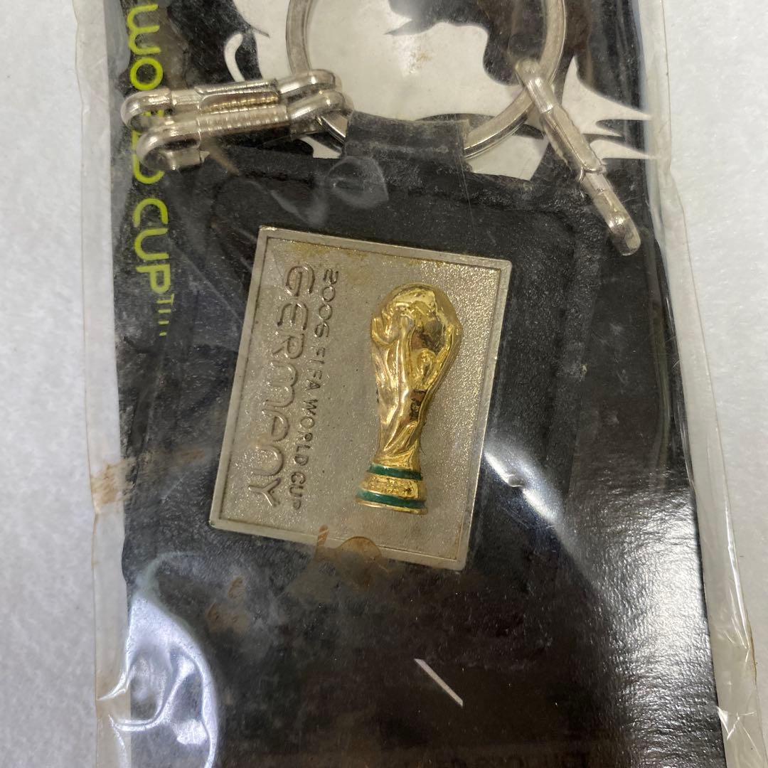 2002 2006 FIFAワールドカップ トロフィー キーホルダー
