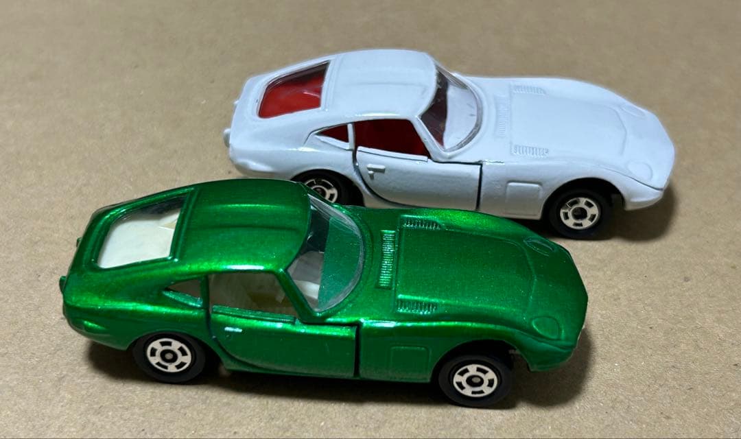 日本製 トミカ トヨタ 2000GT ２台セット