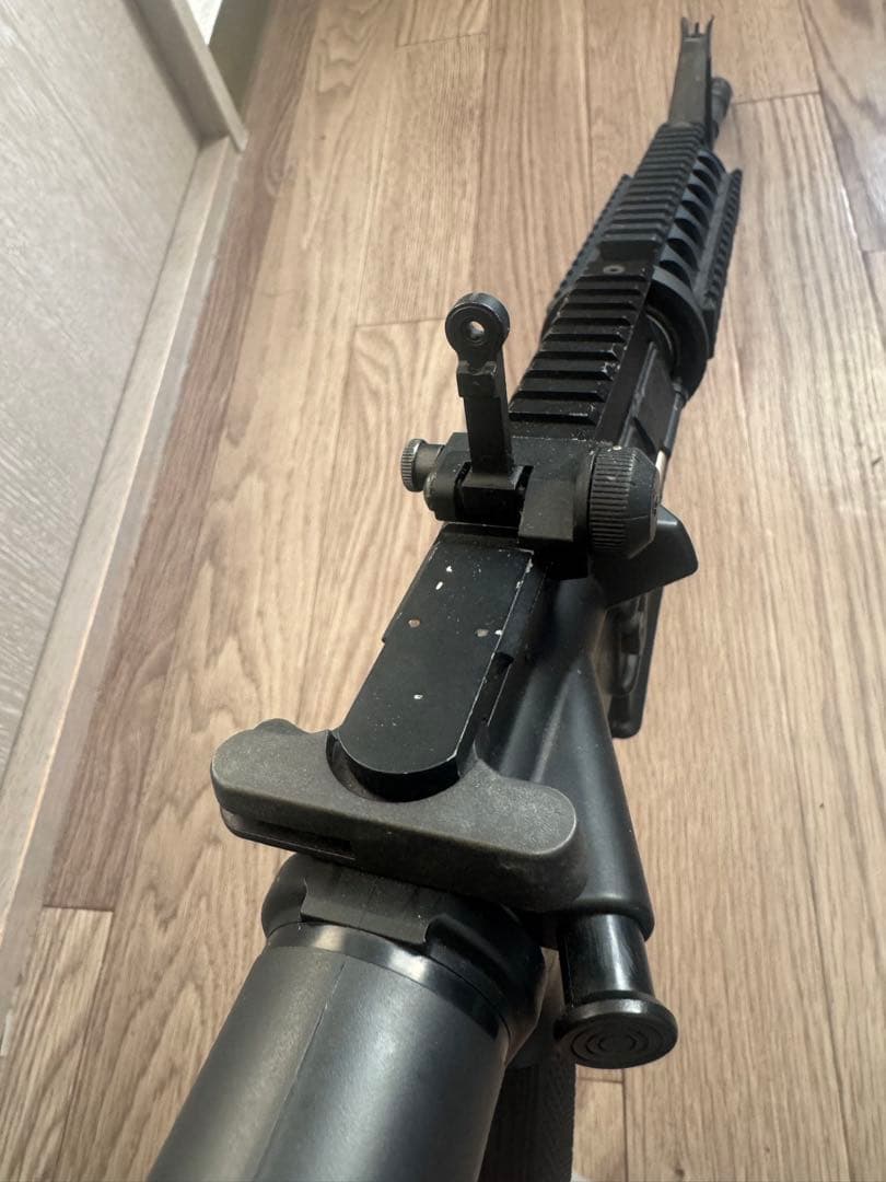 TOKYO MARUI SR-16 M4A1 スタンダード電動ガン