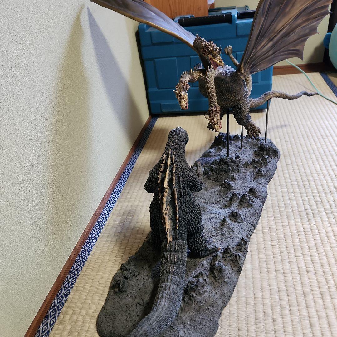 ジャンク品　ゴジラ対キングギドラ　東宝怪獣シリーズ