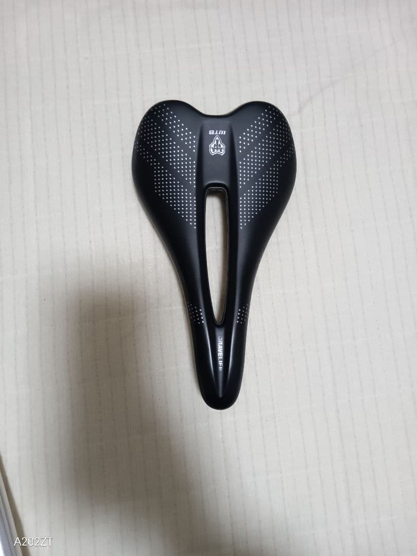 WTB Gravelier (グラベリエ) サドル 穴あきタイプ