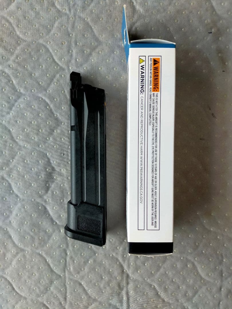 SIG M17 M18 co2マガジン ライラックス BK