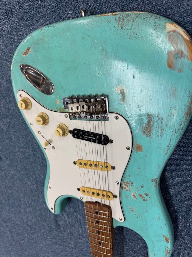 Fender Japan Eシリアル　ストラトE717421