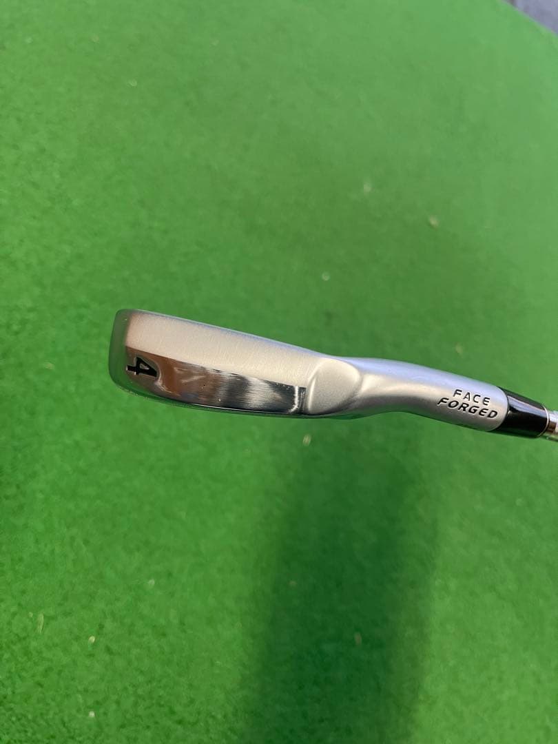 スリクソン　Srixon Zx4 ４番　アイアン KBS ツアーLITE S