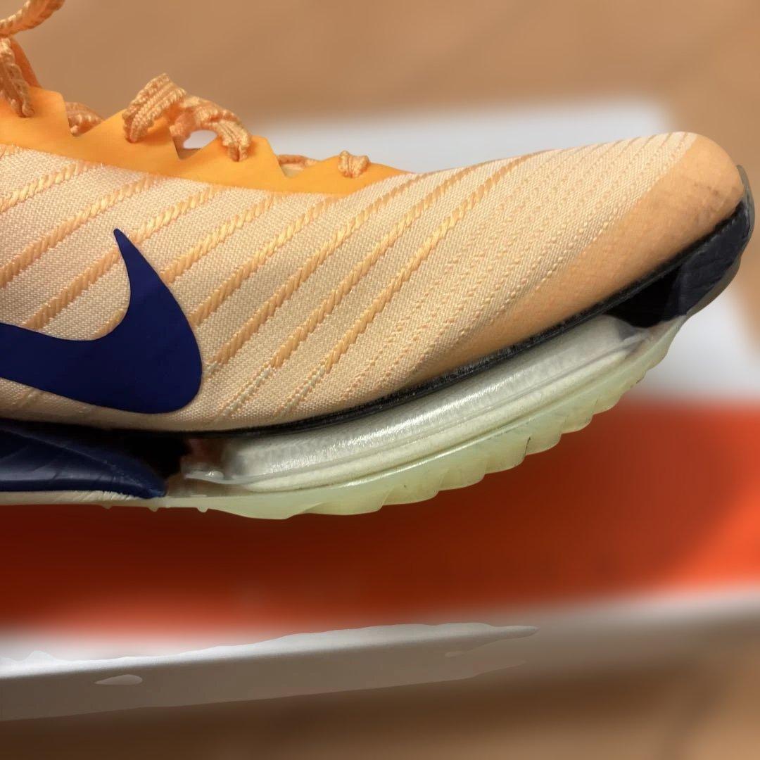 NIKE MAXフライ2 オレンジカラー
