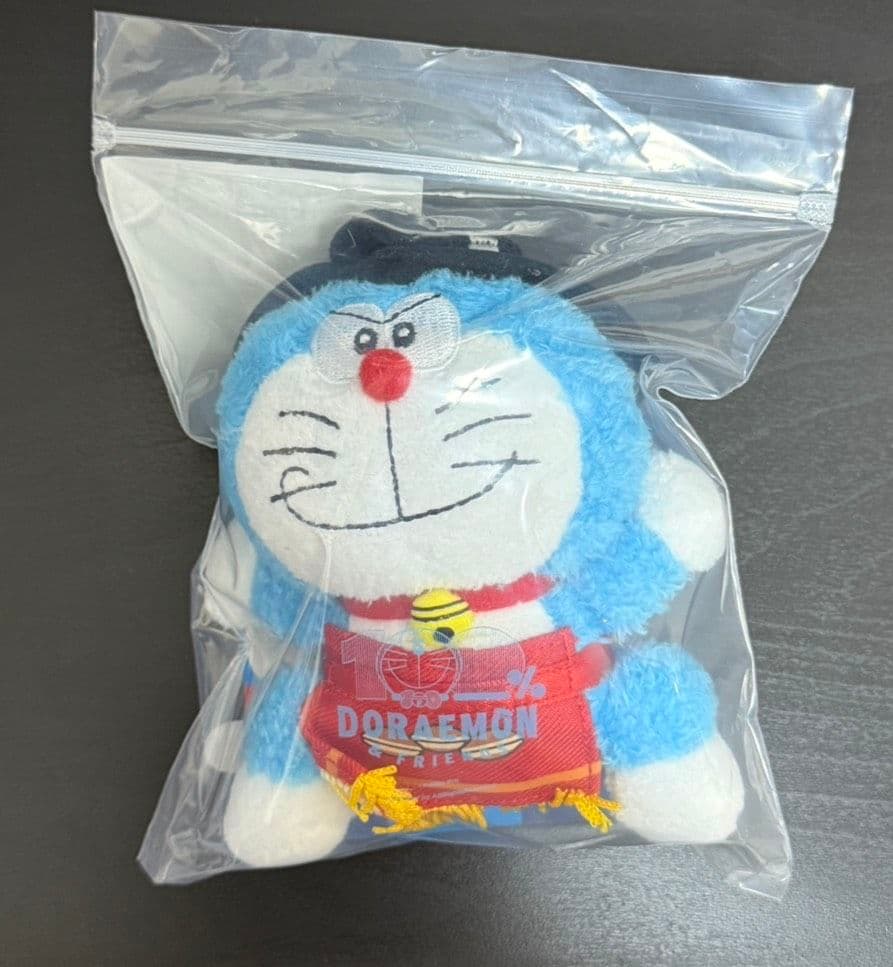 【100%ドラえもん】 ドラえもんキーチェーン 2個セット(おすもう＆おにぎり)