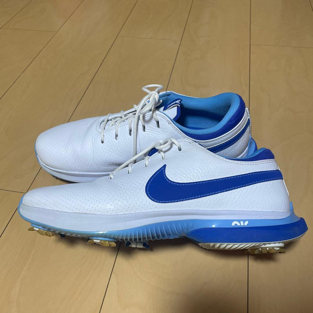 シューズ(男性用) NIKE VICTORY TOUR 3
