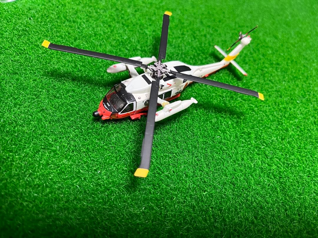 【1/144】UH60J 海上自衛隊救難ヘリ　模型