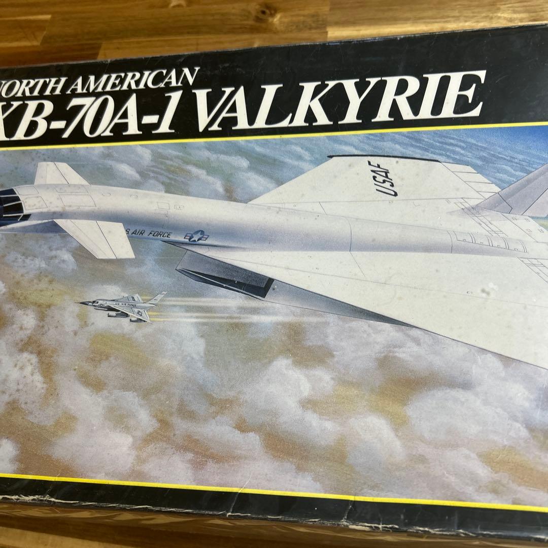 浦*郎様 AMT XB-70A-1 Valkyrie 1/72モデルキット