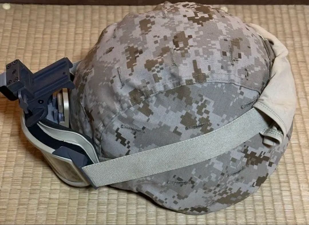 海兵隊装備　プレートキャリア+実物achヘルメット　Lサイズ　他