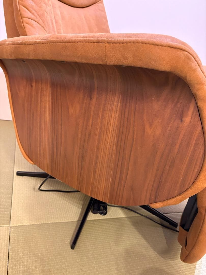 関家具 電動パーソナルチェア　リクライニング　オットマン一体型