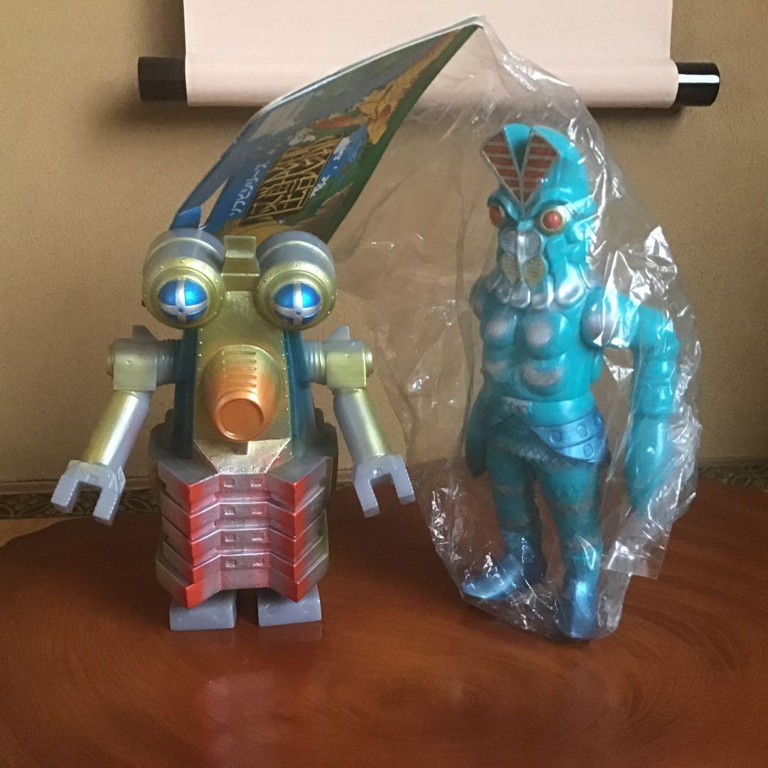 円谷コミュニケーションズ　怪獣郷　バルタン星人Ｊr＆ビルガモ　新品＆美品