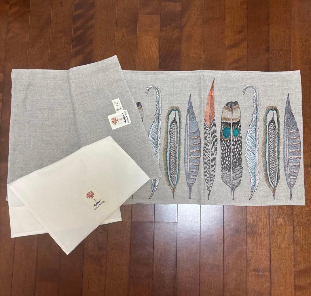 CORAL &TUSK Feathers 羽 テーブルランナー 保存袋付き