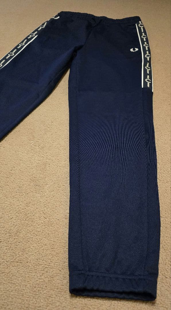 【早い者勝・極美品】フレッドペリー メンズジャージパンツ M