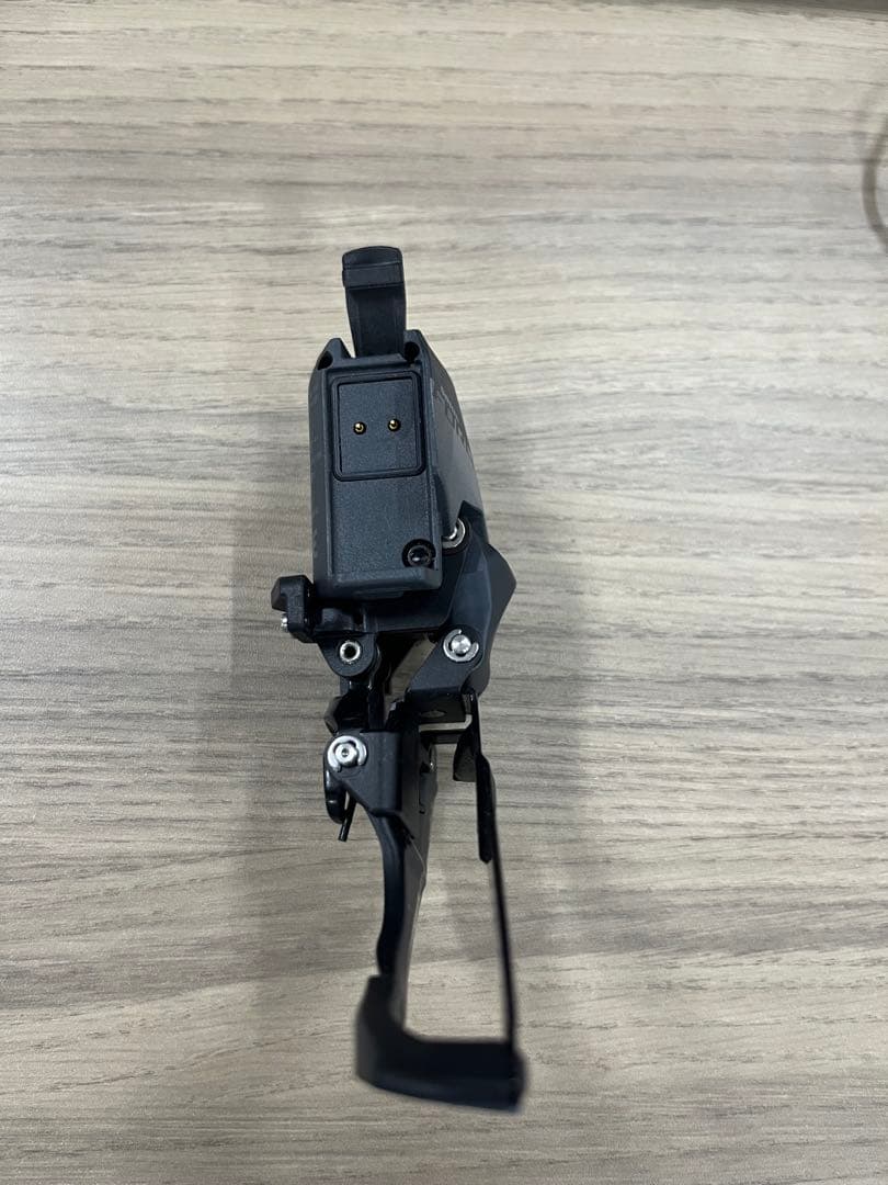SRAM FORCE 電動フロントディレイラー