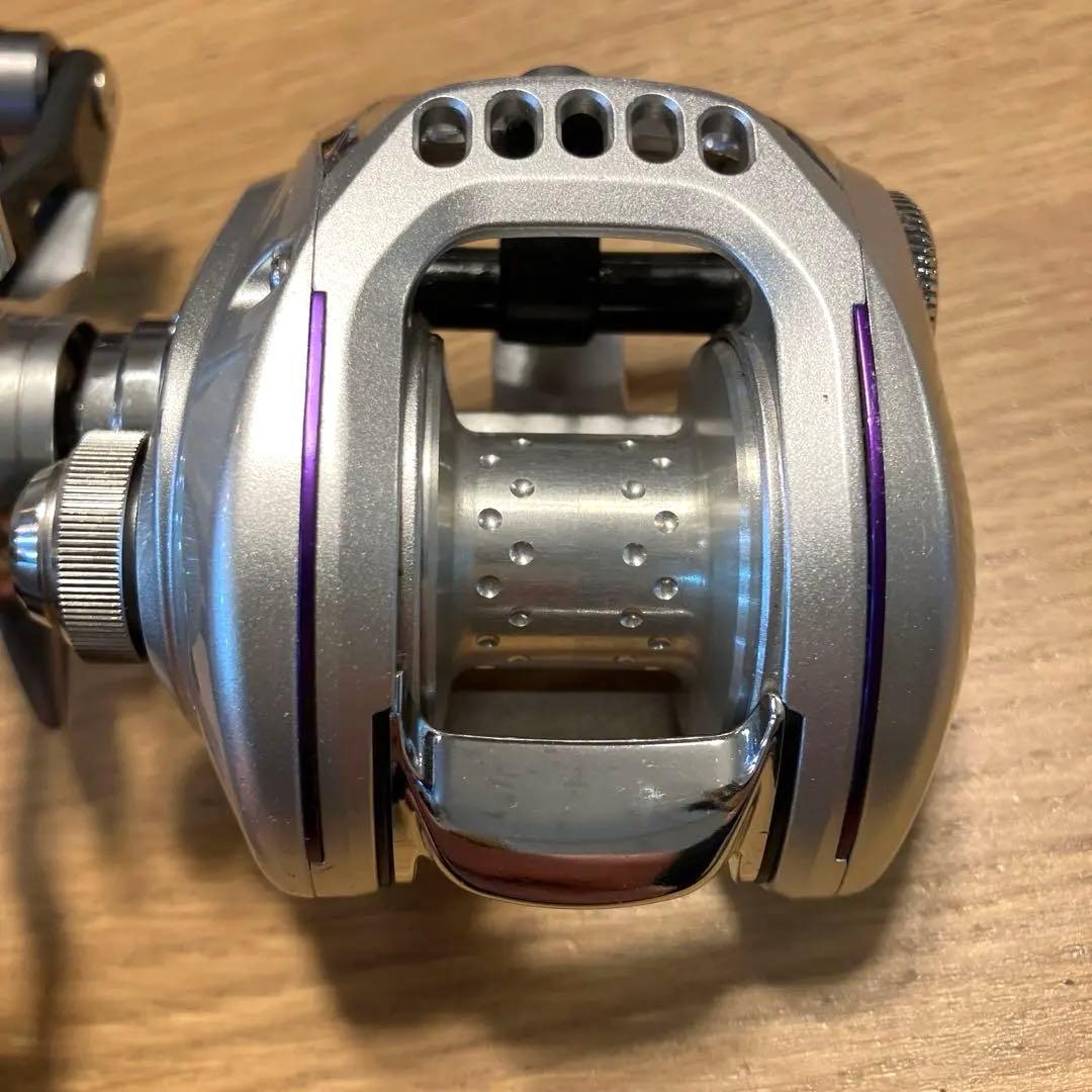 【希少】DAIWA TDジリオンHLC100HL スタジオコンポジットハンドル