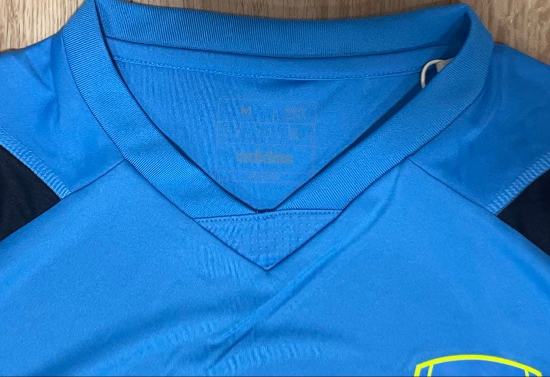 adidas アーセナル　トレーニングシャツ　プレマッチシャツ　プラシャツ　新品