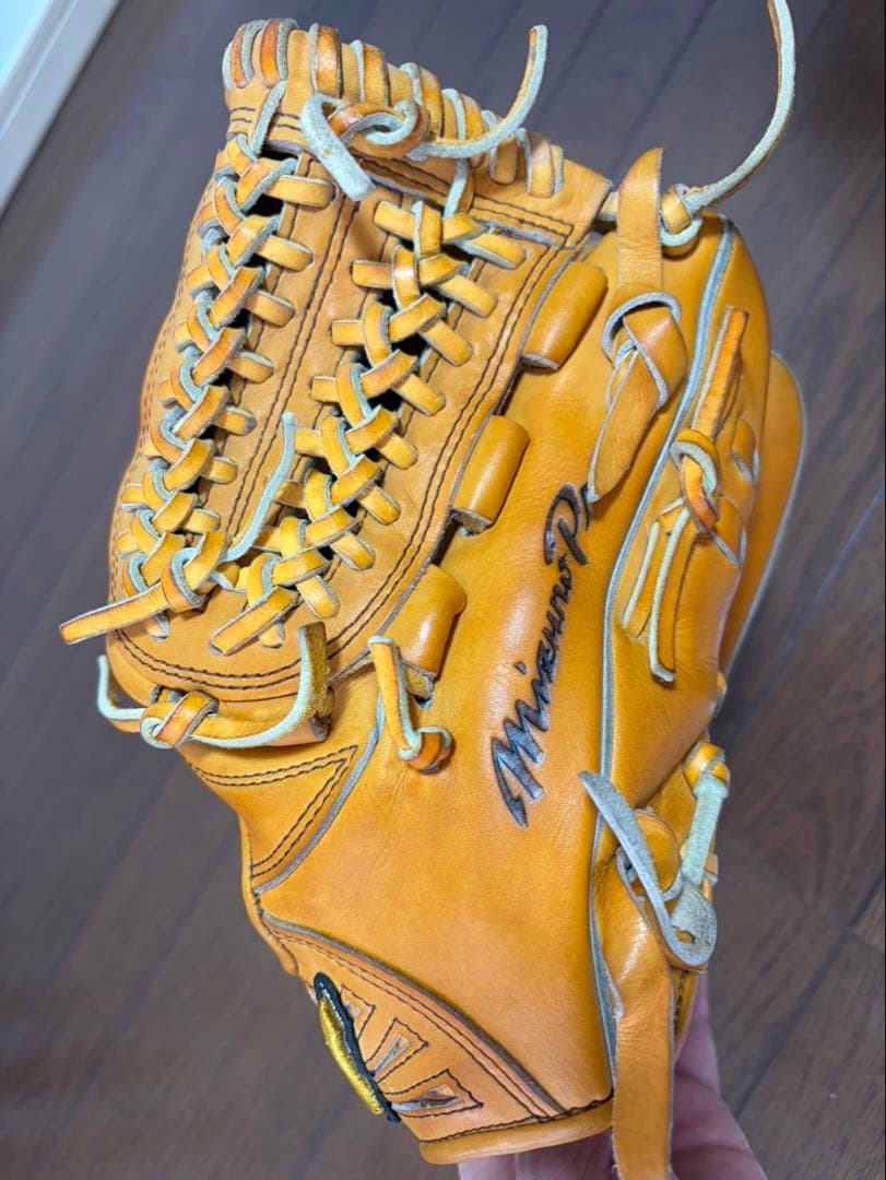 Mizuno Pro 硬式グローブ イエロー　坂本勇人モデル