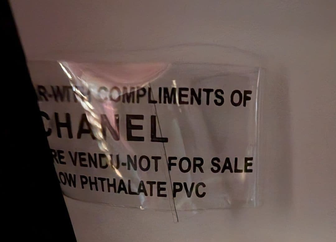 きららページ CHANEL 黒 キルティングバッグ ノベルティ