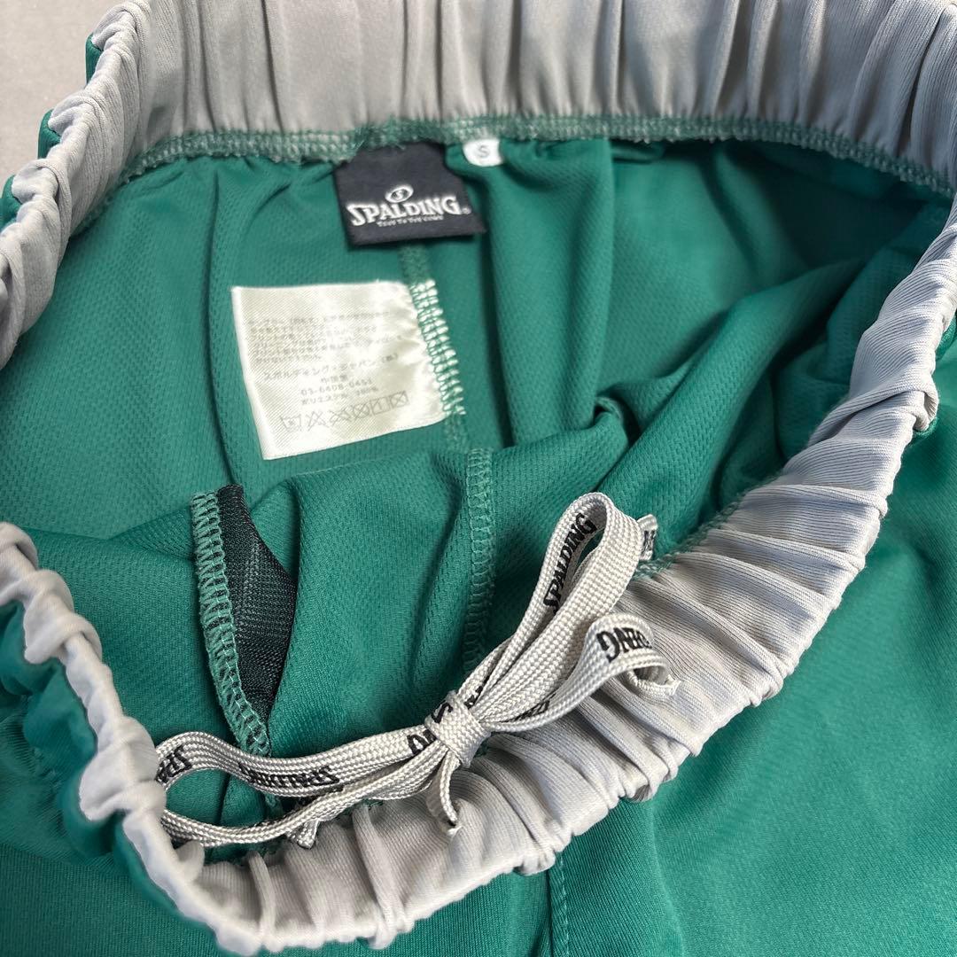 SPALDING グリーン Tシャツ ショートパンツ 2点セット 上M 下S