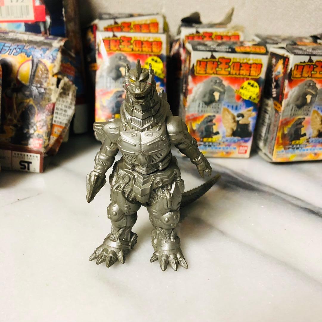 J12 仮面ライダーキッズ4 怪獣王倶楽部 ウルトラマン フィギュアセット