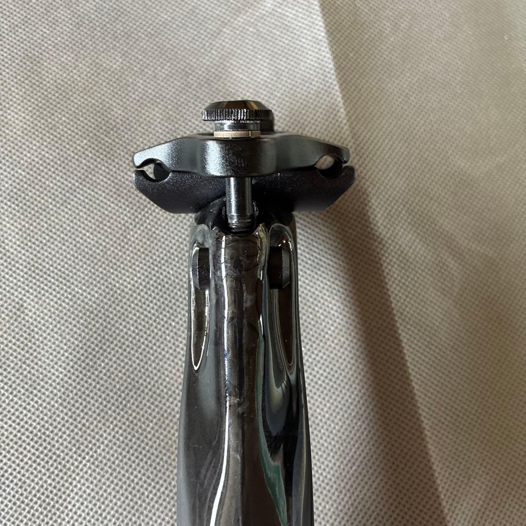 ボタン様　BOMA カーボンシートポスト　SP-07A φ31.6mm
