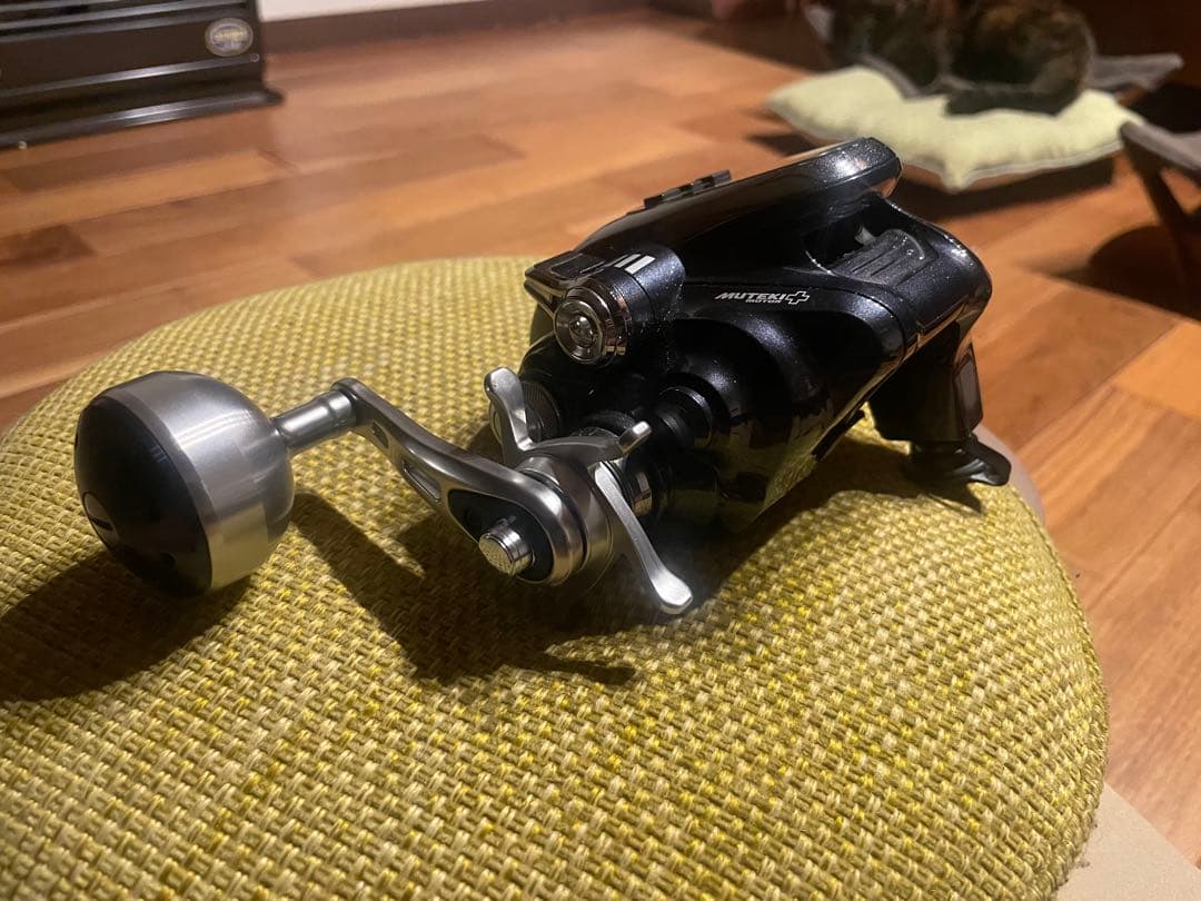 な*様 SHIMANO 電動リール 16フォースマスター2000 2
