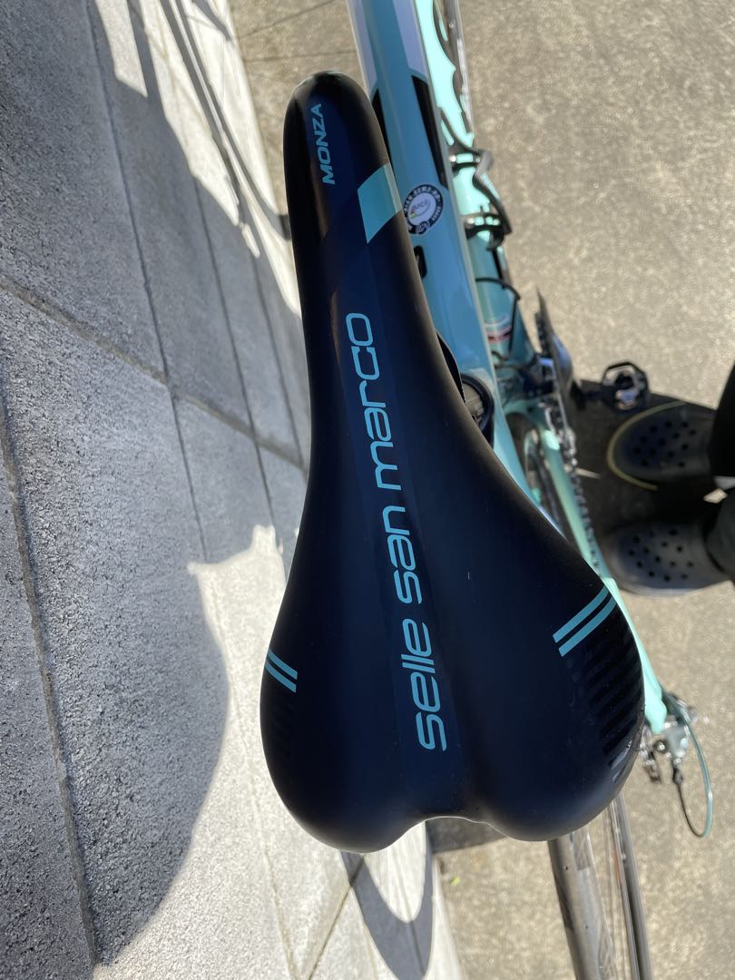 Bianchi 2018モデルSEMPRE PRO TIAGRA ロードバイク