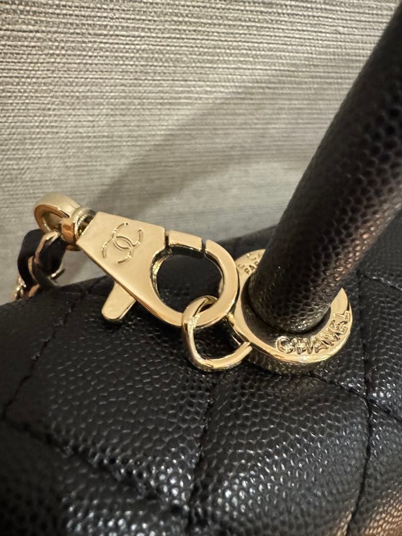 ノベルティCHANELチェーン　ショルダーバッグ　トップハンドル ブラック