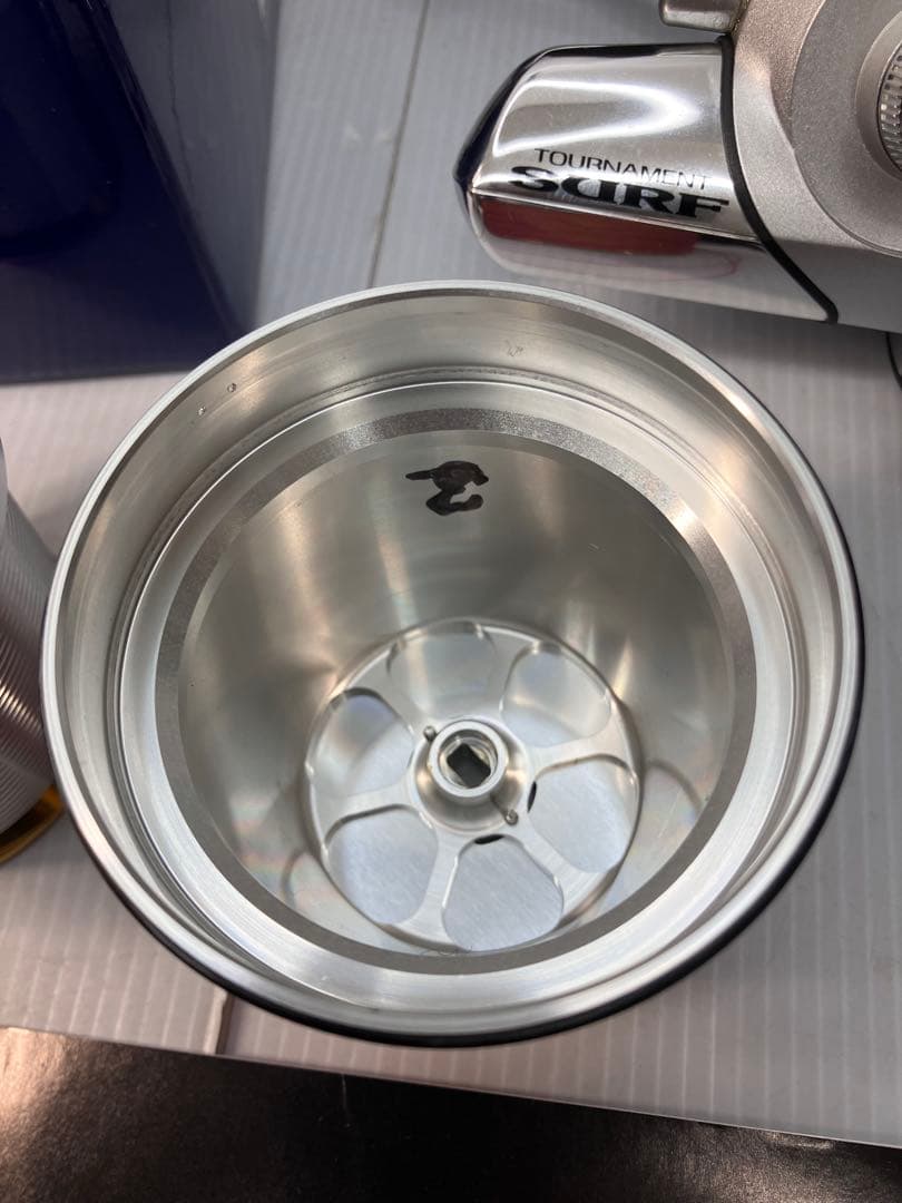 未釣行品！【Daiwa/ダイワ】01トーナメントサーフZ45C　外箱、スプール付