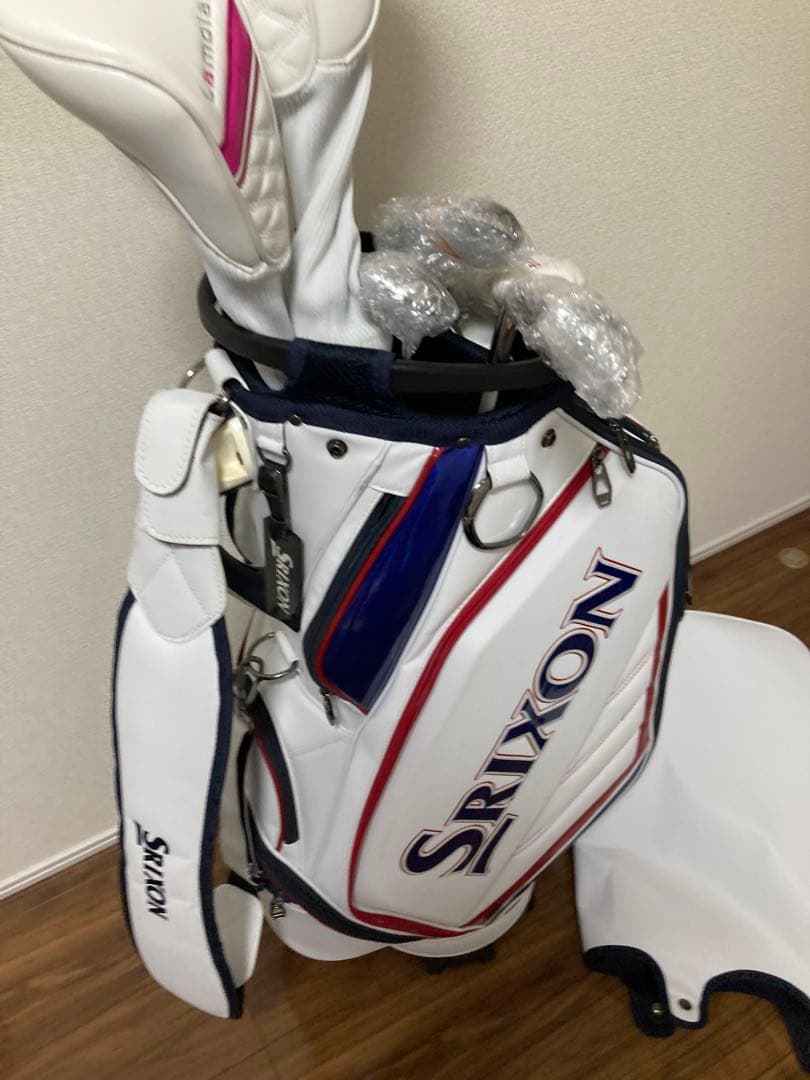 【美品】SRIXON レディースゴルセット 送料込み⭐️ヘッドカバー4つ付き！
