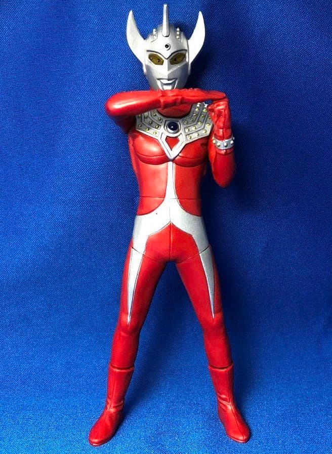 ★稀少★アルティメット ルミナス ウルトラマンタロウ　ゼロ　ベリアル　ソフビ