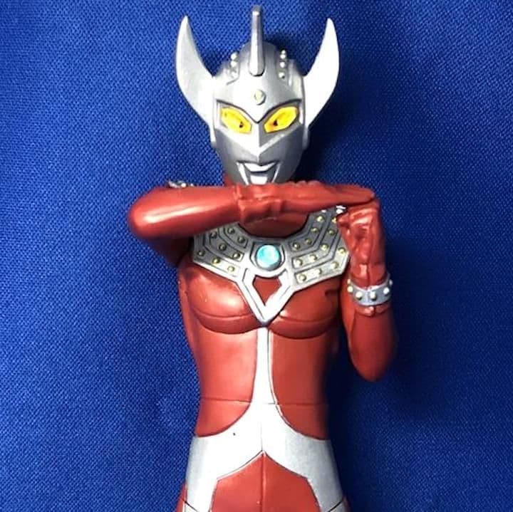 ★稀少★アルティメット ルミナス ウルトラマンタロウ　ゼロ　ベリアル　ソフビ