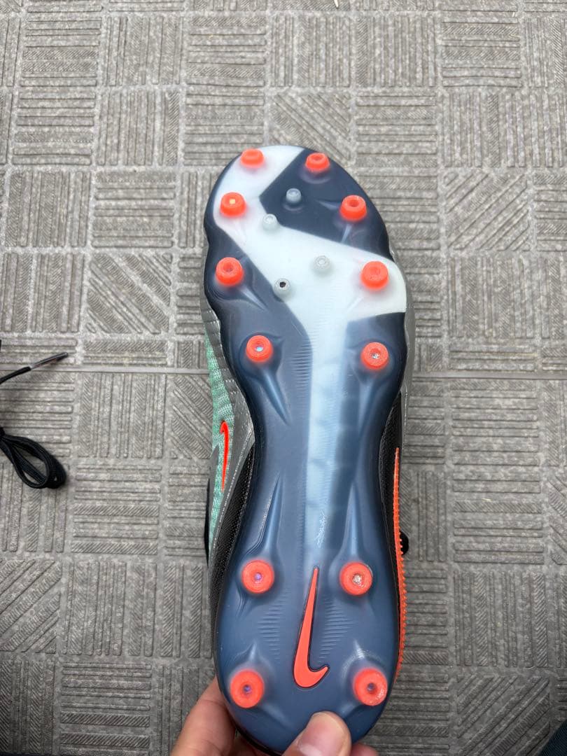 NIKE ファントム6エリート　AG-PRO
