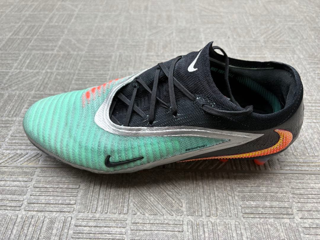 NIKE ファントム6エリート　AG-PRO